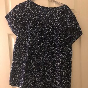 Old Navy Med navy blue and white polka dot blouse